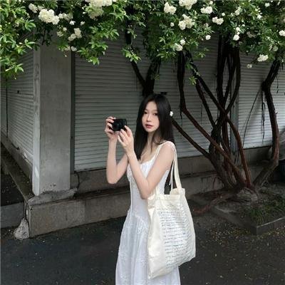 摇滚藏獒蓝色光芒